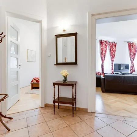 Old Town Square Royal Apartment